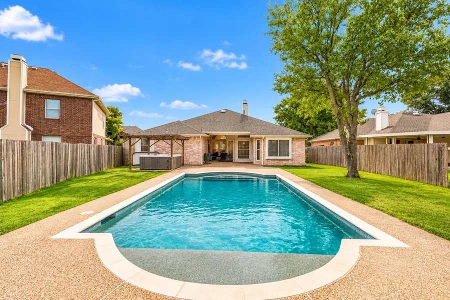 211 Ember Glen Drive, Arlington, TX 76018 - #3