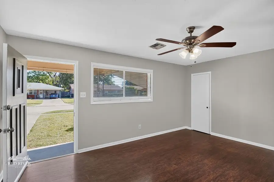1807 Diana Street, Bossier City, LA 71112 - #2