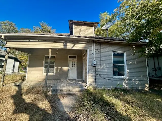 509 E Ross Avenue, Mart, TX 76664 - #1
