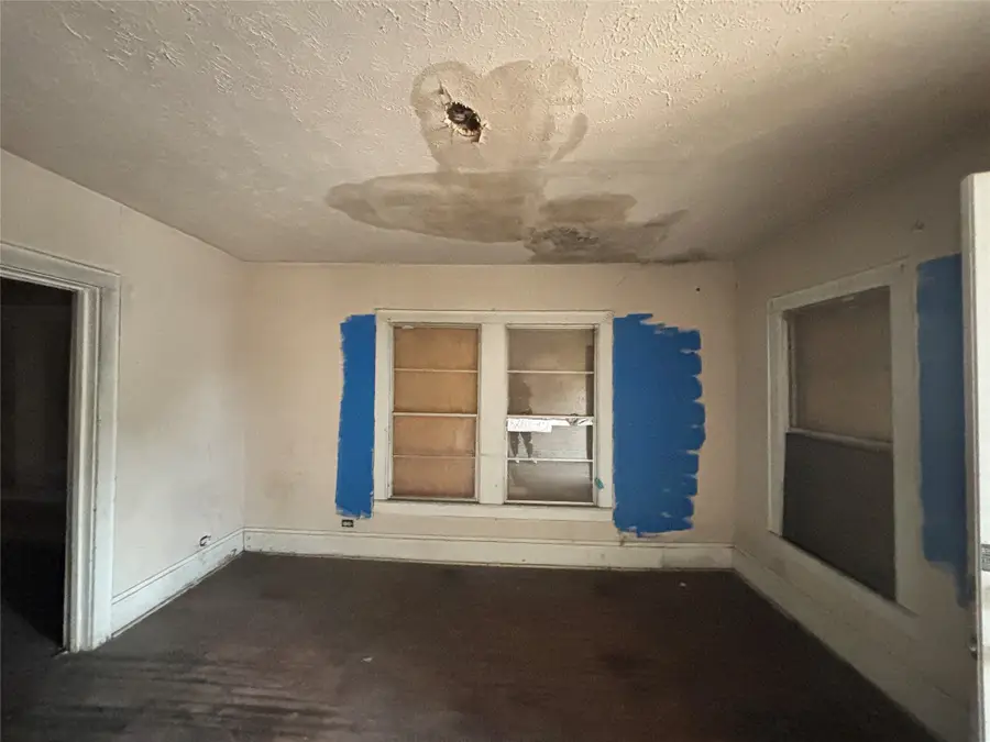 2611 Lenway Street, Dallas, TX 75215 - #3