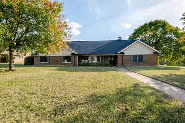 2600 Hilley Drive, Mineral Wells, TX 76067