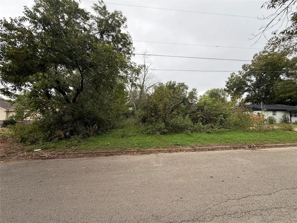 1308 Nealton Street, Bellmead, TX 76705 - #1