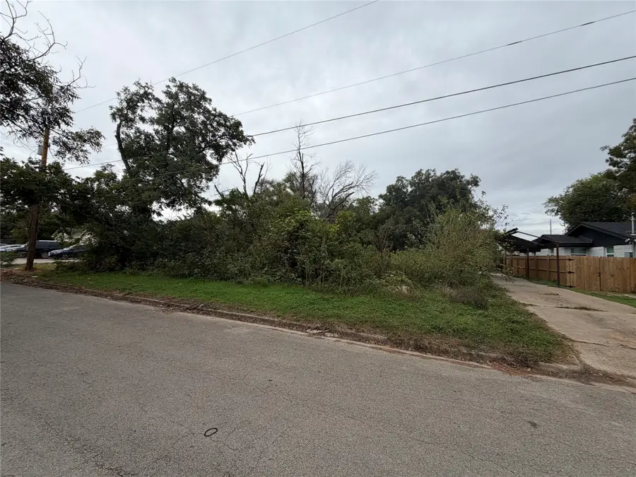 1308 Nealton Street, Bellmead, TX 76705 - #2