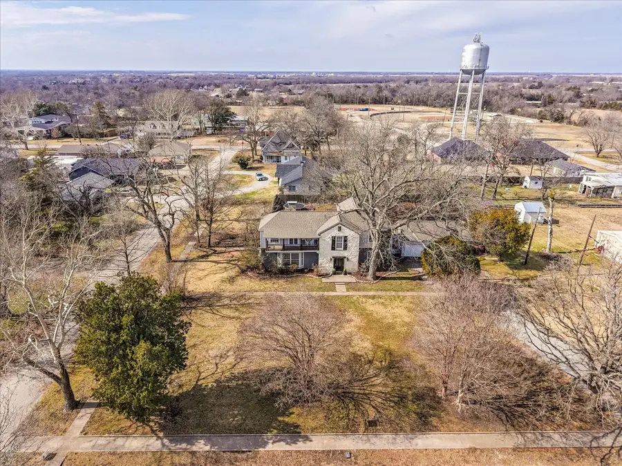601 N Main Street, Leonard, TX 75452 - #3