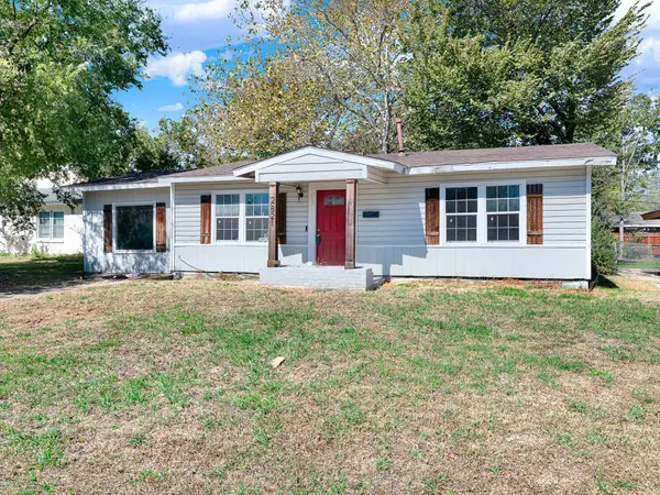 2821 Kilburn Avenue, Dallas, TX 75216