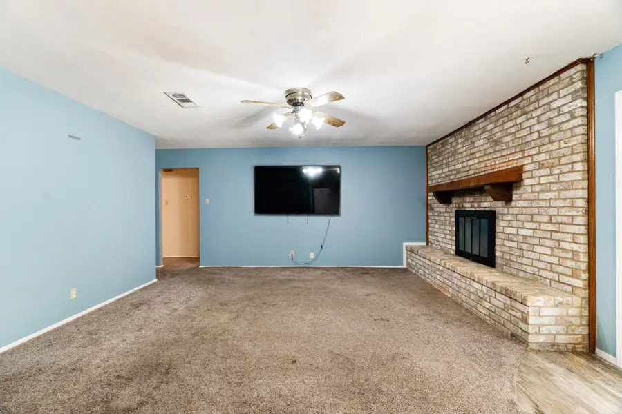 335 34th Street Ne, Paris, TX 75460 - #3