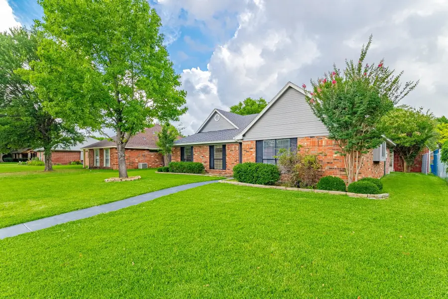 3618 Flagstone Avenue, Rowlett, TX 75088 - #2