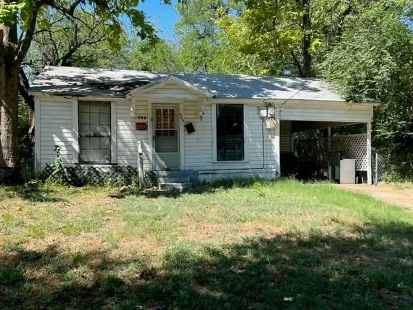 605 11th Street Nw, Paris, TX 75460