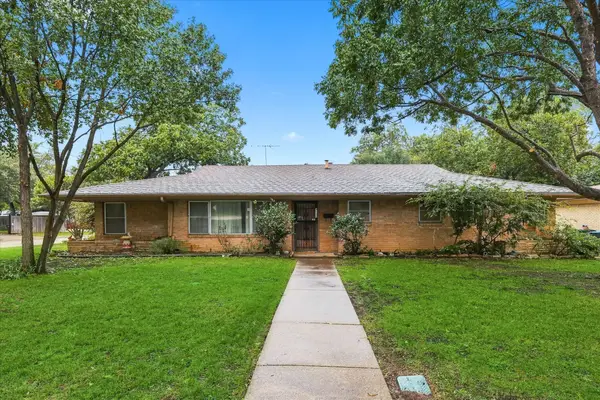 4132 Bilglade Road, Fort Worth, TX 76109