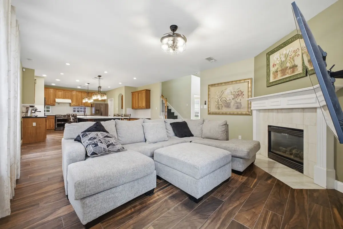 1605 Hawkins Court, Carrollton, TX 75010 - #1