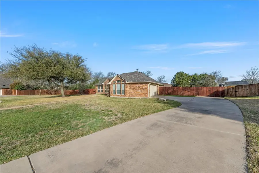 11212 Inverness Road, Belton, TX 76513 - Image #3