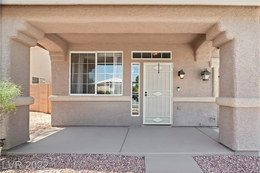 425 Rhythm Street, Henderson, NV 89074 - Image #2