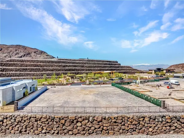 8 Sanctuary Peak Court, Henderson, NV 89012