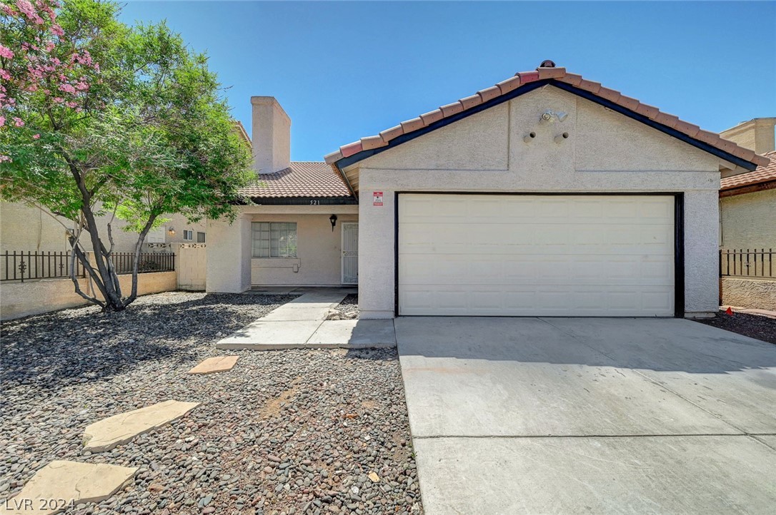 521 Battle Mountain Drive, Las Vegas, NV 89110 - BHGRE