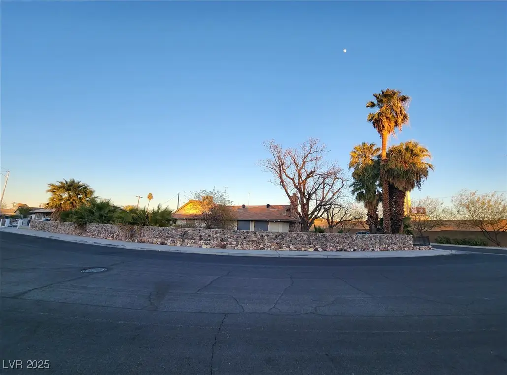 1808 Loch Lomond Way, Las Vegas, NV 89102 - Image #1