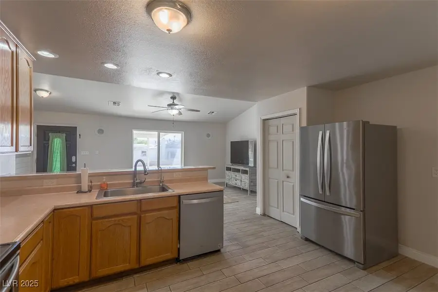 208 W Alma Street, Overton, NV 89040 - Image #3