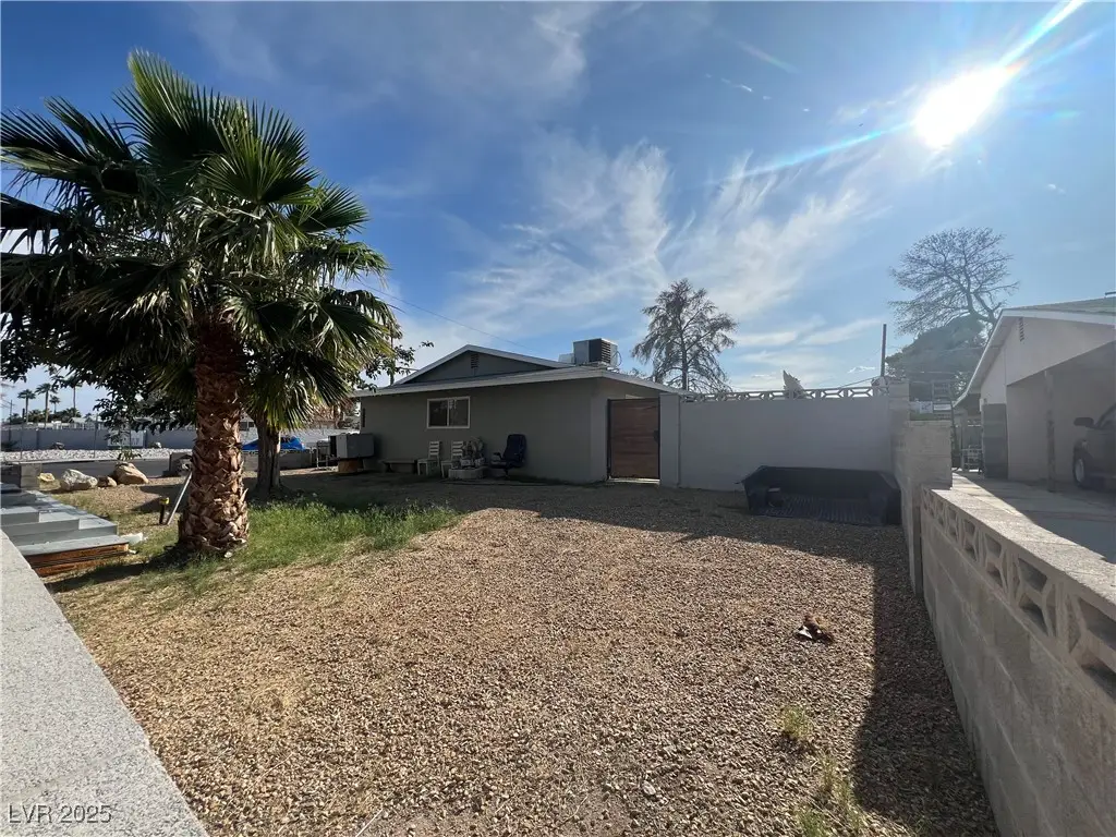 1429 S Sandhill Road, Las Vegas, NV 89104 - Image #1