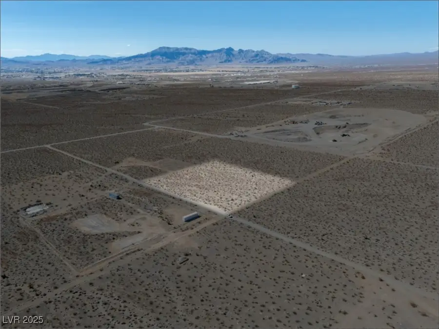 2720 E Bickford Way, Pahrump, NV 89060 - Image #2