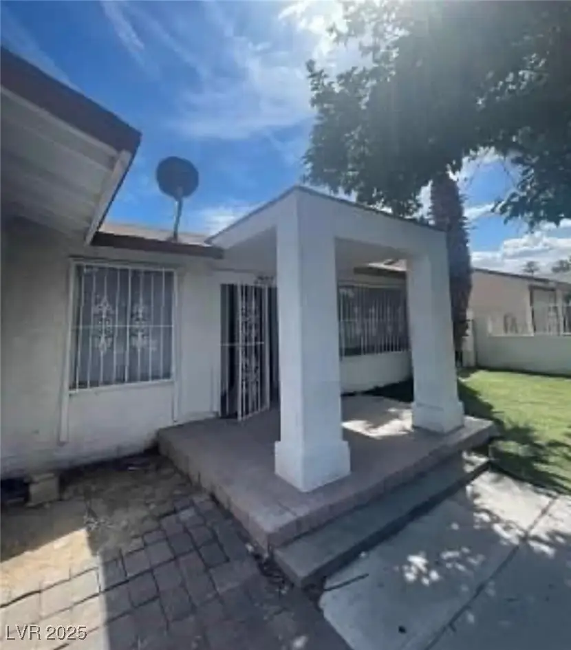 2932 Demetrius Avenue, Las Vegas, NV 89101 - #2