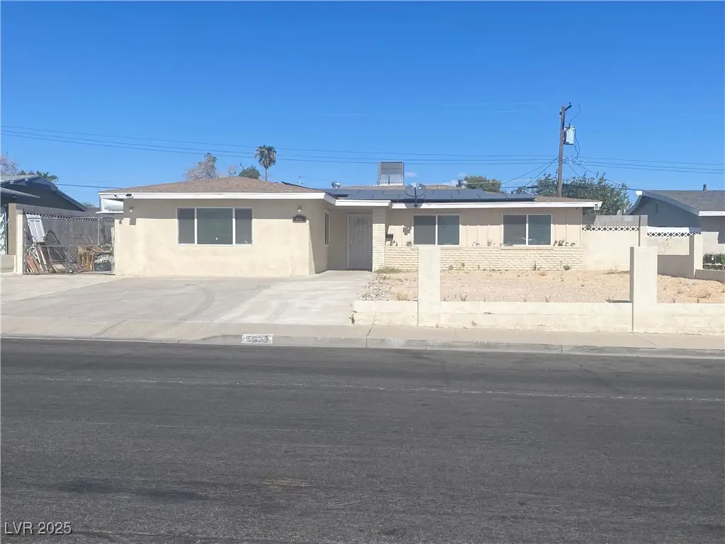 5220 Del Rey Avenue, Las Vegas, NV 89146 - Image #1