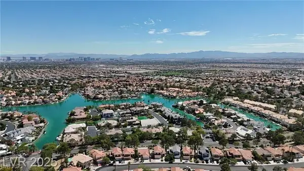 3040 Harborside Drive, Las Vegas, NV 89117
