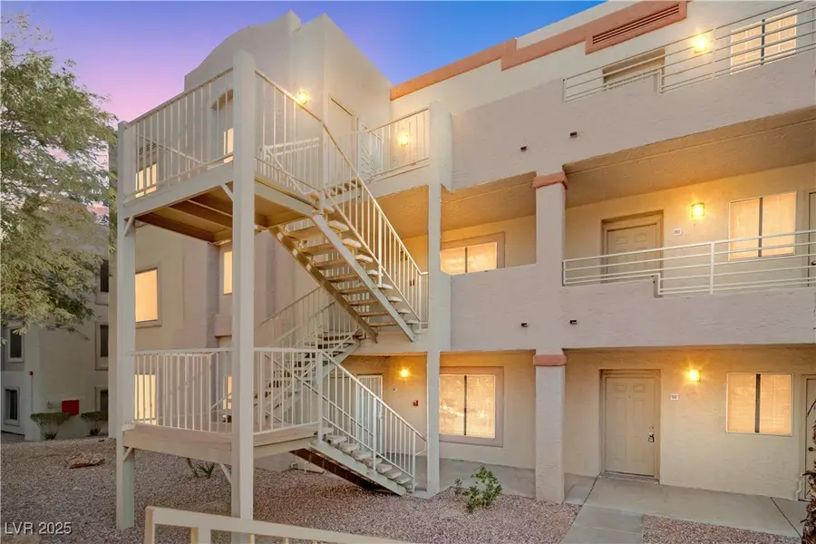 2064 Mesquite Lane #101, Laughlin, NV 89029 - Image #2