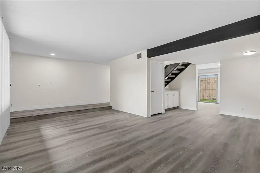 3305 Fairview Lane, Las Vegas, NV 89121 - Image #3