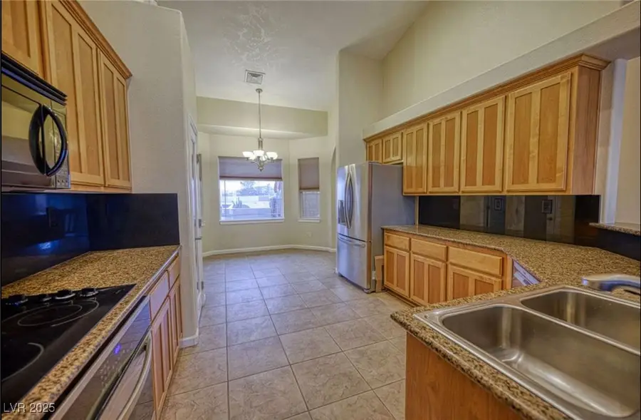 6780 Sandpebble Street, Pahrump, NV 89061 - Image #3