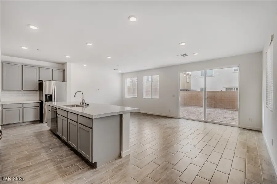 881 Arbor Spring Street, Henderson, NV 89011 - Image #3