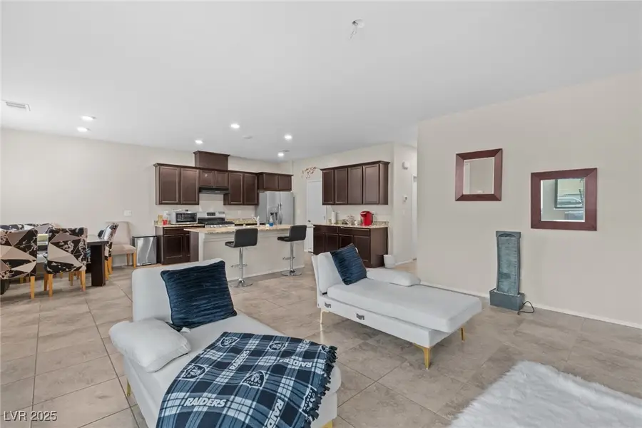 7324 Halo Falls Street, North Las Vegas, NV 89084 - Image #2