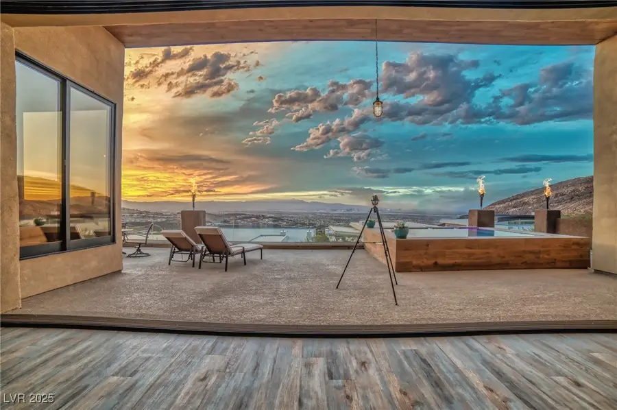 665 Falcon Cliff Court, Henderson, NV 89012 - Image #2