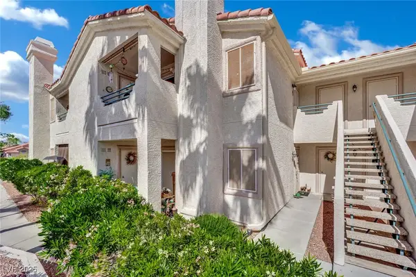 605 Devonhall Street #202, Las Vegas, NV 89145