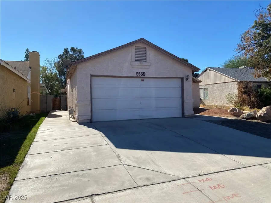 5539 Ballinger Drive, Las Vegas, NV 89142 - Image #3