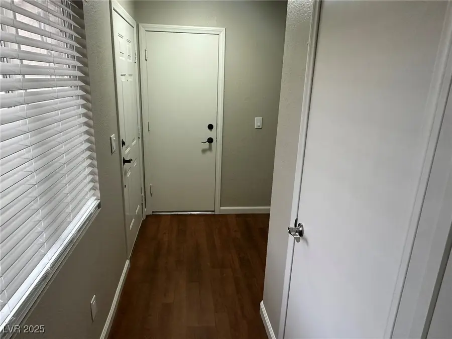 8761 Harvest Valley Avenue, Las Vegas, NV 89129 - Image #2