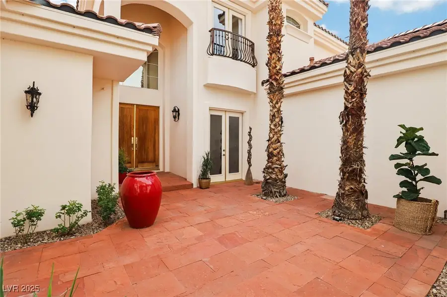 27 Avenida Fiori, Henderson, NV 89011 - Image #2