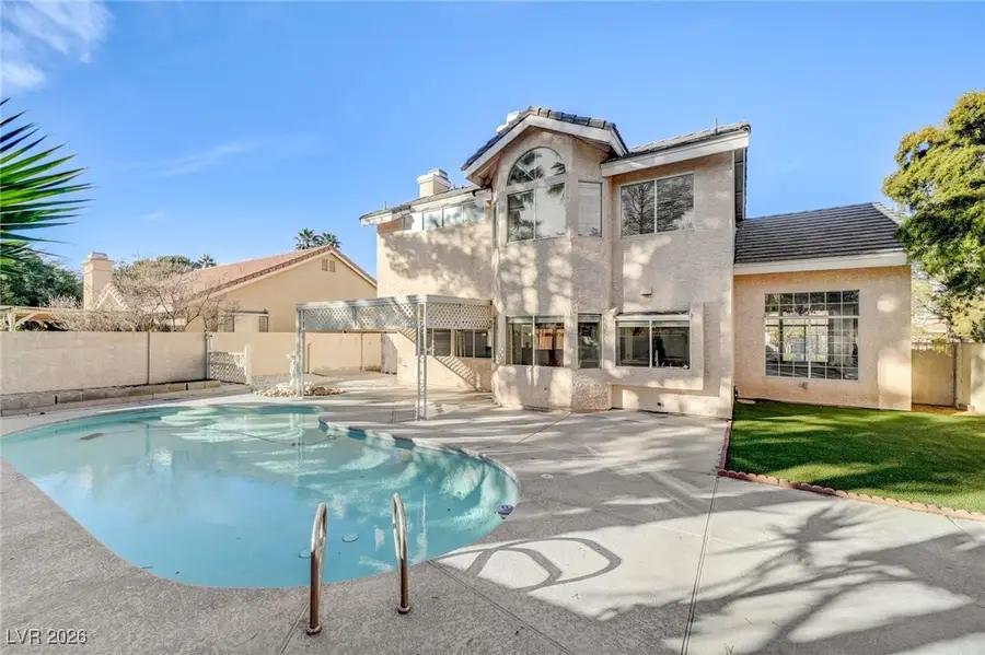 9725 Cascade Falls Avenue, Las Vegas, NV 89117 - Image #2