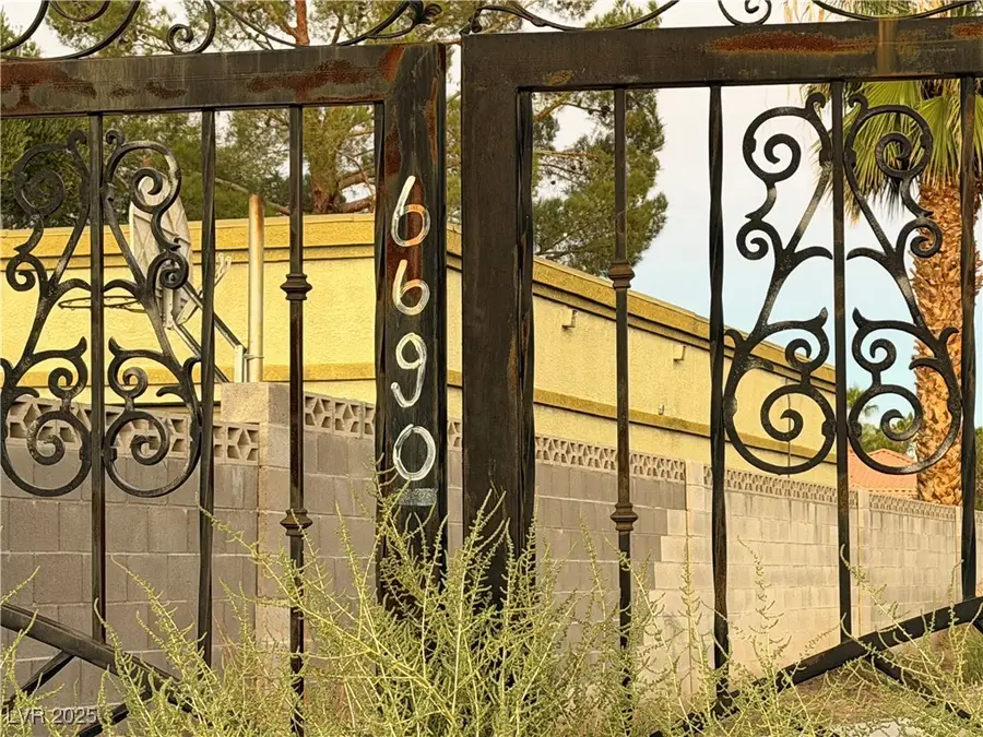 6690 S Pecos Road, Las Vegas, NV 89120 - Image #2