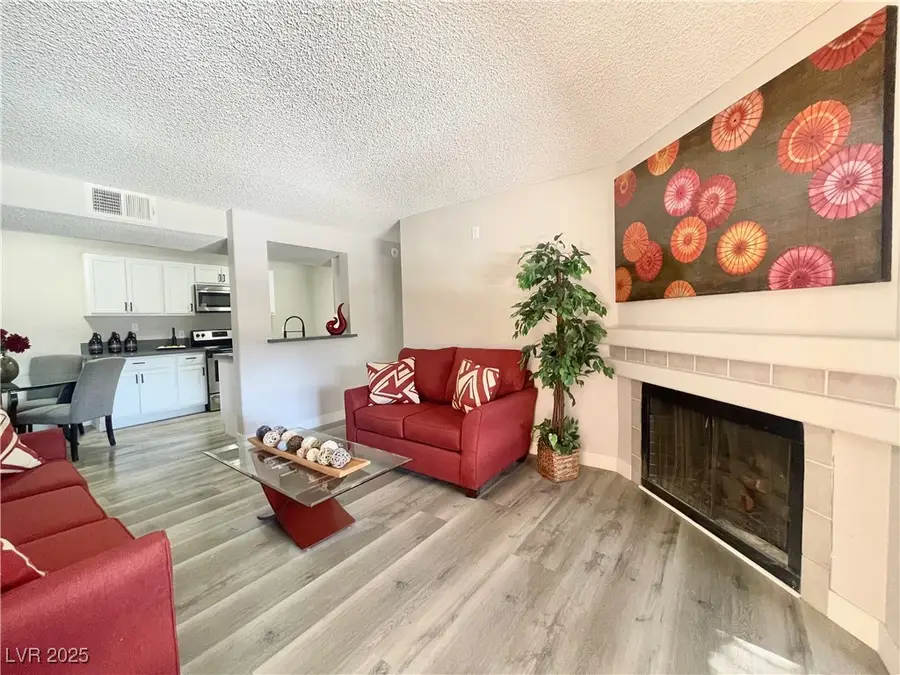 5250 Mission Carmel Lane #204, Las Vegas, NV 89107 - Image #2