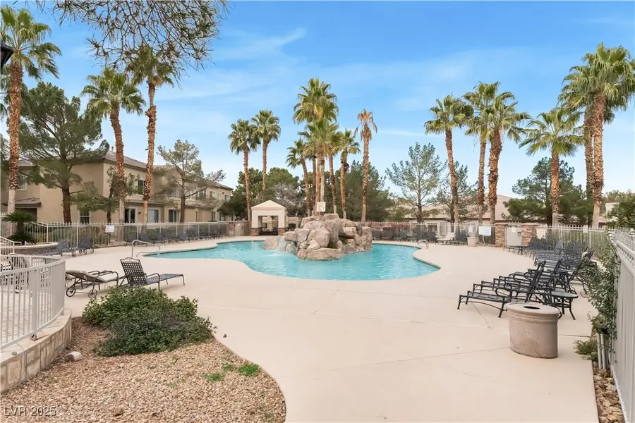 1609 Queen Victoria Street #201, Las Vegas, NV 89144 - Image #2