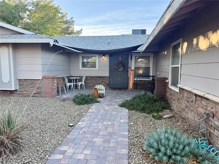 6401 Derek Drive, Las Vegas, NV 89103 - Image #2