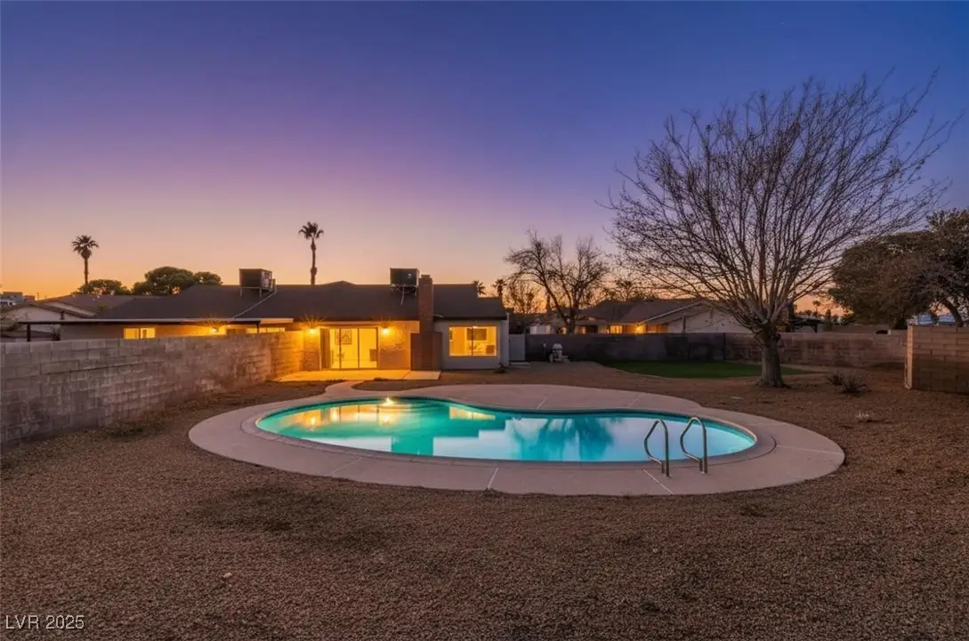 7075 Starwood Drive, Las Vegas, NV 89147 - Image #1