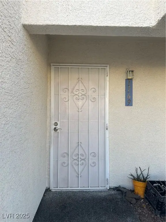 2725 S Nellis Boulevard #1169, Las Vegas, NV 89121 - Image #1