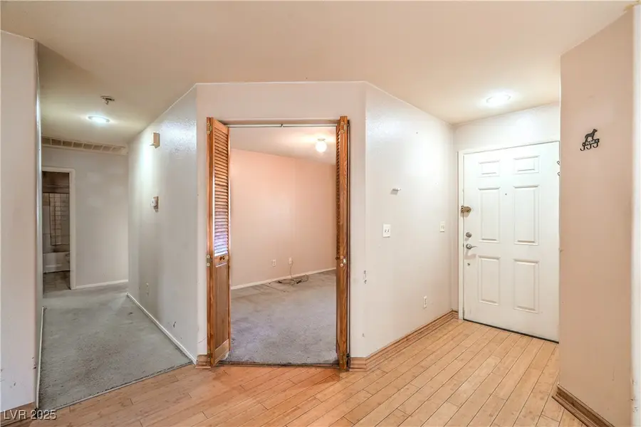 4105 Hollis Street, North Las Vegas, NV 89032 - Image #3