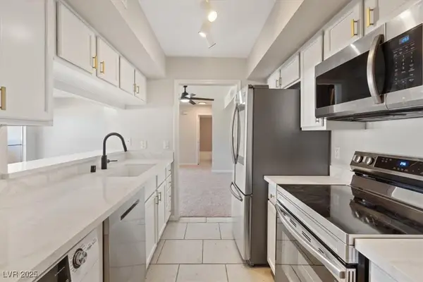 669 Oakmont Avenue #3708, Las Vegas, NV 89109