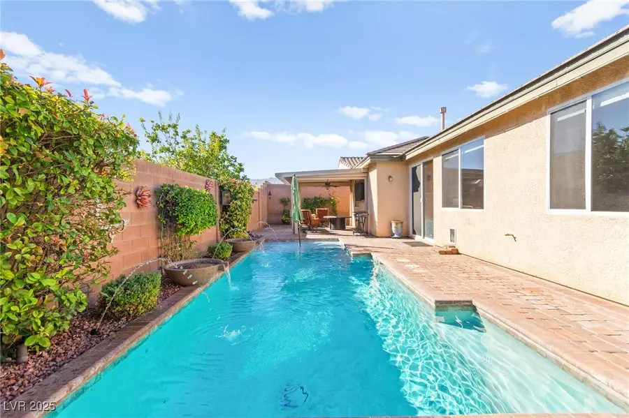 10241 Pine Ridge Peak Avenue, Las Vegas, NV 89166 - Image #2