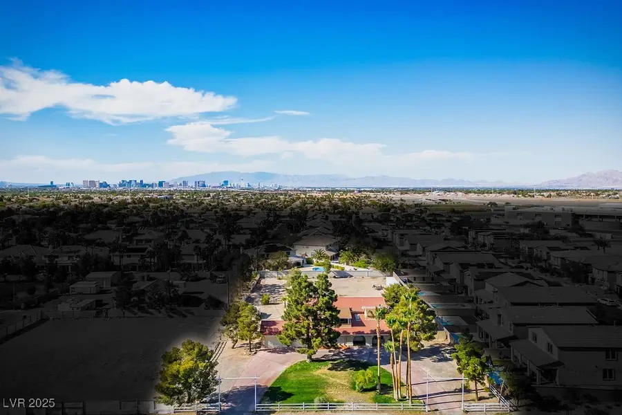 1410 E Serene Avenue, Las Vegas, NV 89123 - Image #3