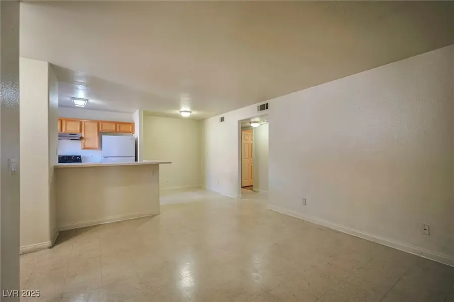 2985 Juniper Hills Boulevard #103, Las Vegas, NV 89142 - Image #2