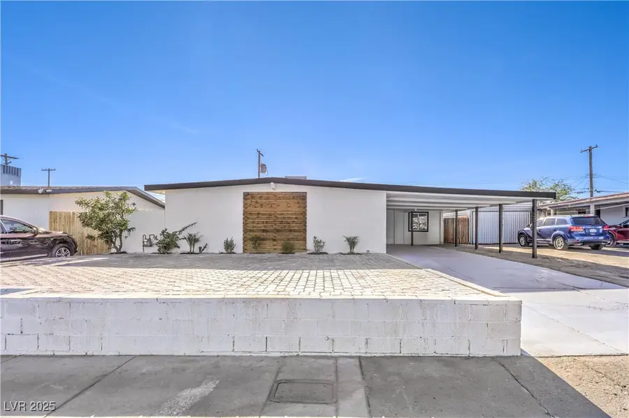 4949 E Harmon Avenue, Las Vegas, NV 89121 - Image #2