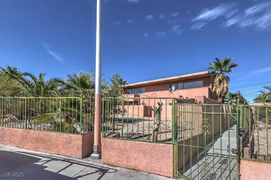 6318 Casada Way, Las Vegas, NV 89107 - Image #2