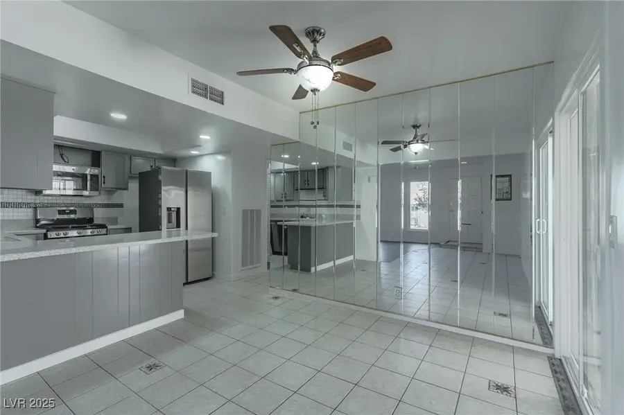 3655 Mount Vernon Avenue, Las Vegas, NV 89121 - Image #3